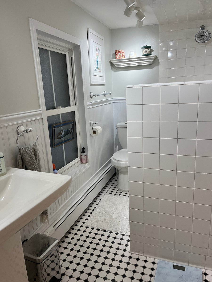 Upstairs bath