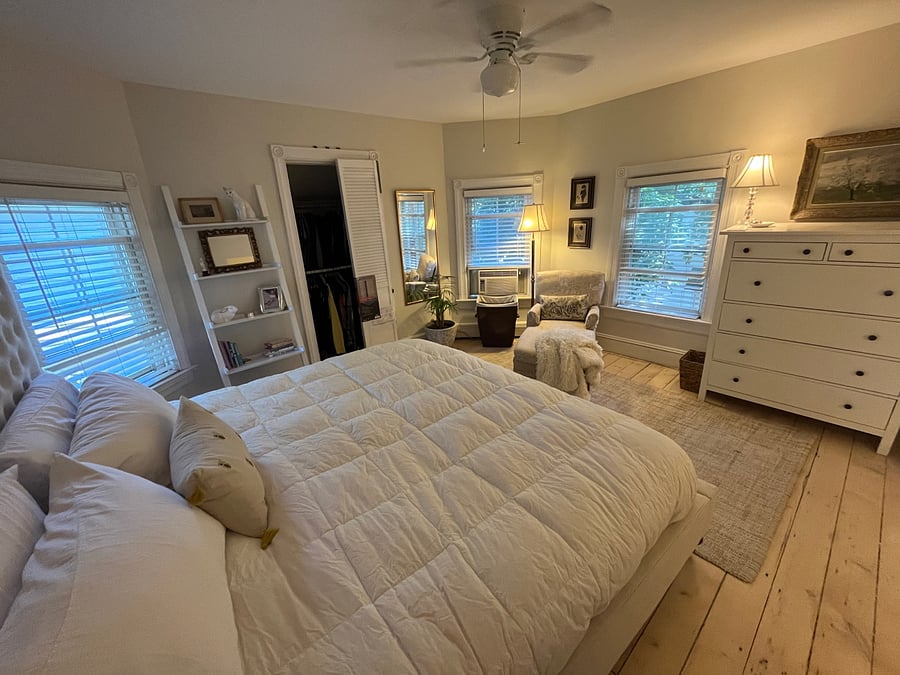 Glamour couple room