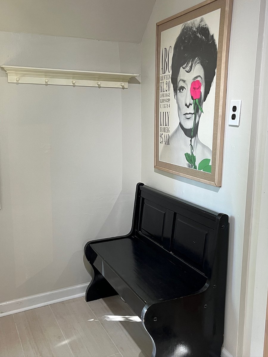 Mudroom with boot bench