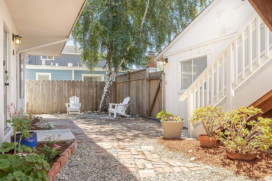 Fenced Courtyard