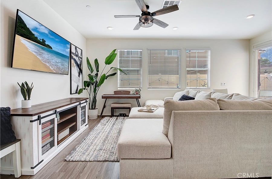 Furnished Finder property 1033686_1 photo 3