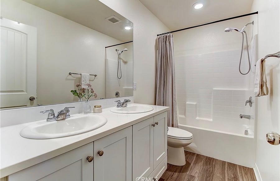 Furnished Finder property 1033686_1 photo 7