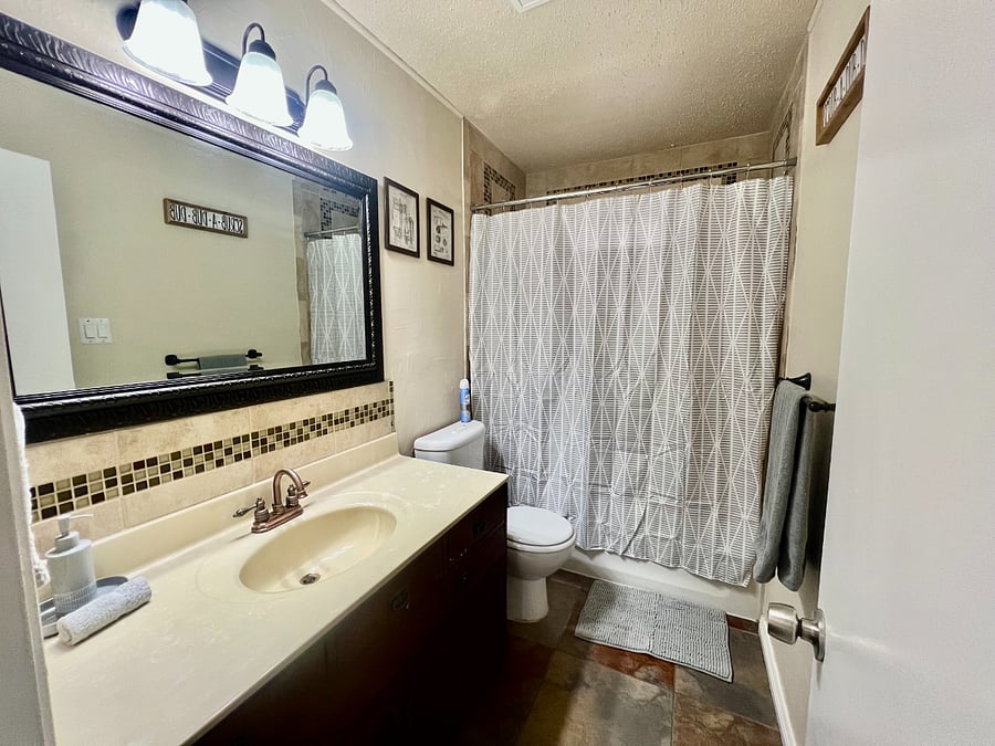Furnished Finder property 1033687_1 photo 24