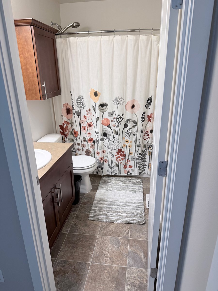 Furnished Finder property 1033689_1 photo 3