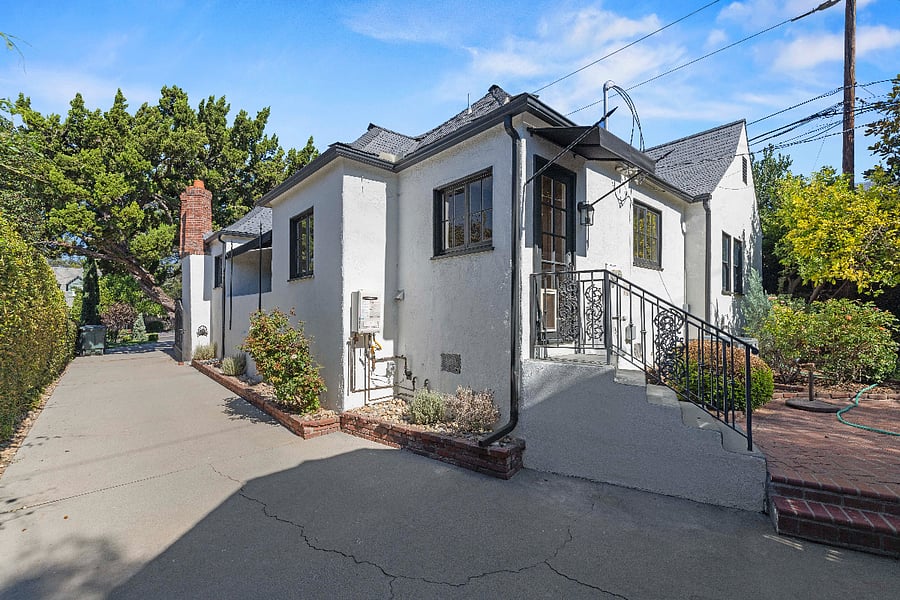 Furnished Finder property 1033696_1 photo 26