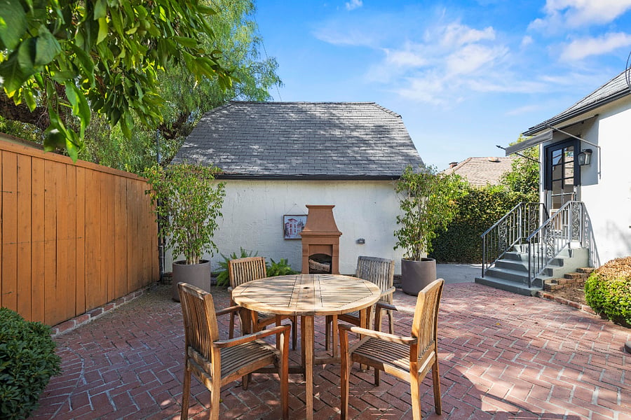 Furnished Finder property 1033696_1 photo 29