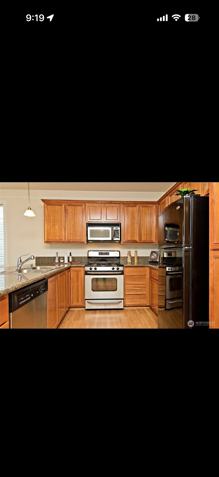 Furnished Finder property 1033706_1 photo 3