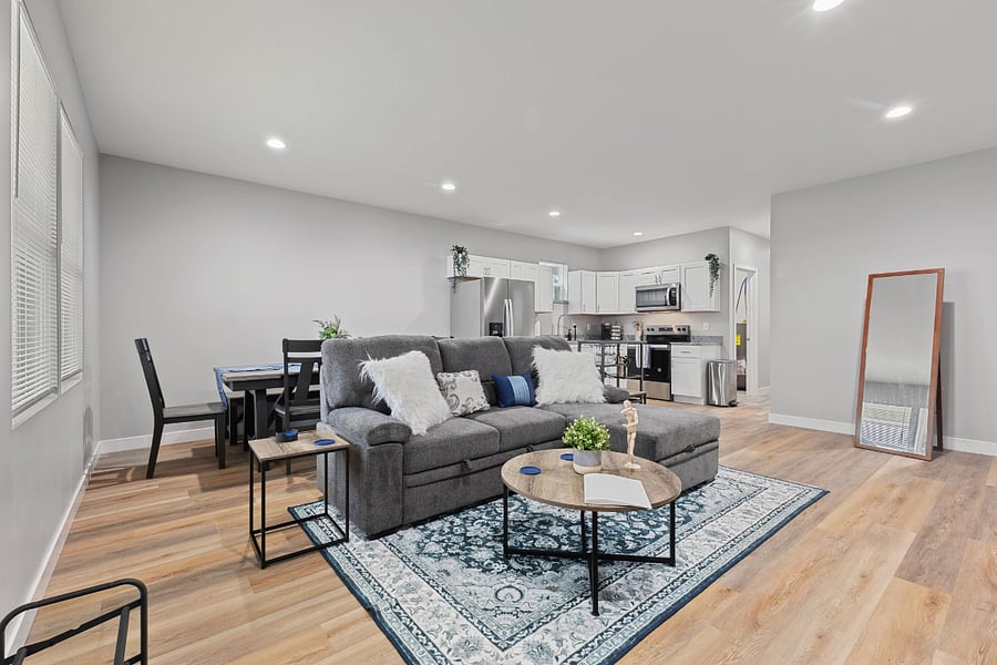 Furnished Finder property 1033707_1 photo 2