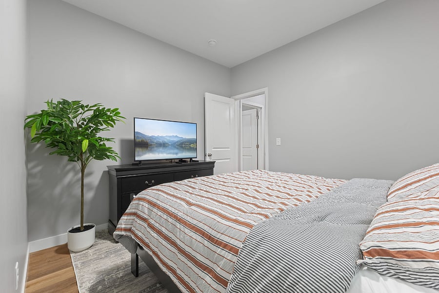 Furnished Finder property 1033707_1 photo 11