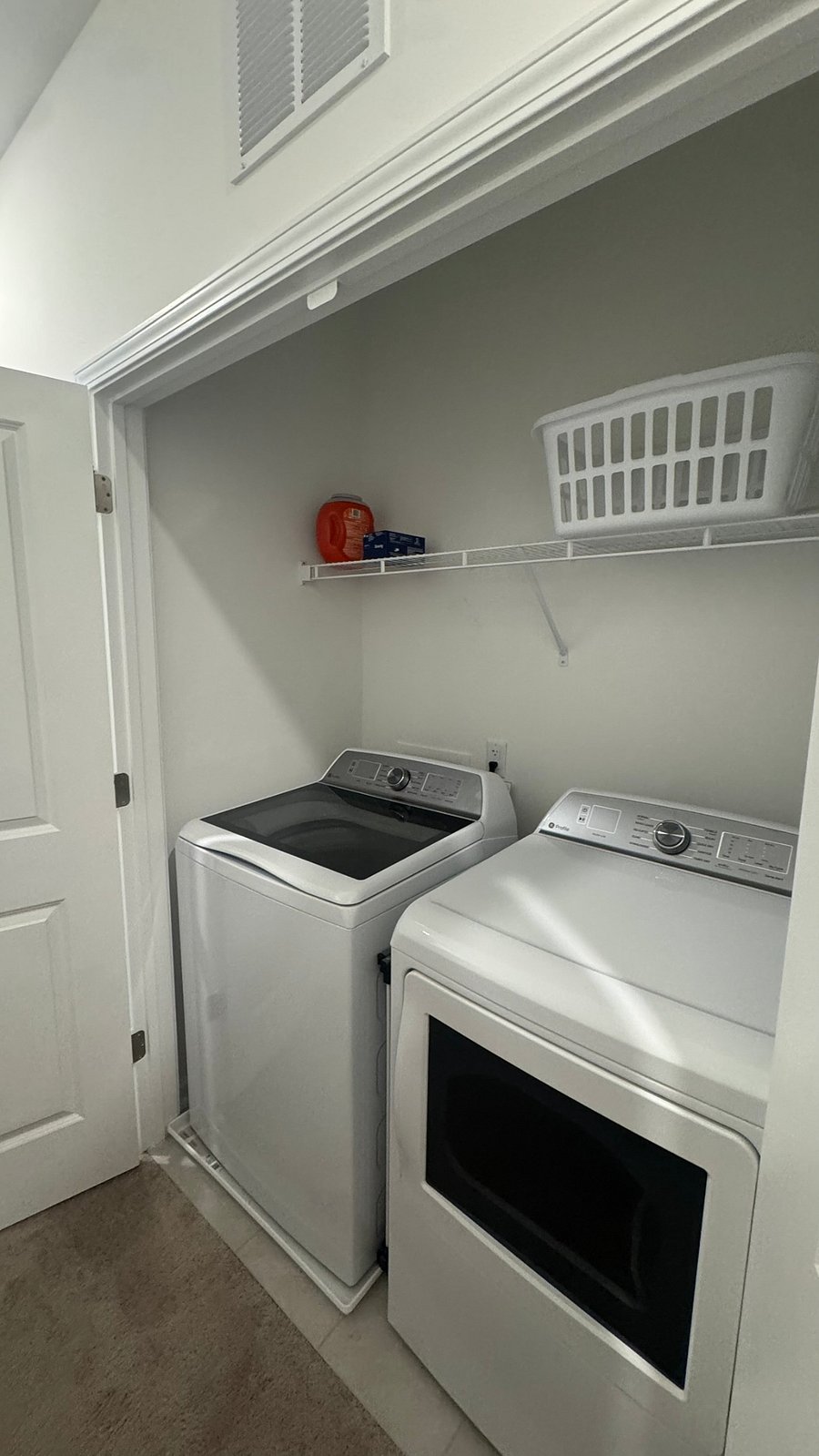 Furnished Finder property 1033713_1 photo 7