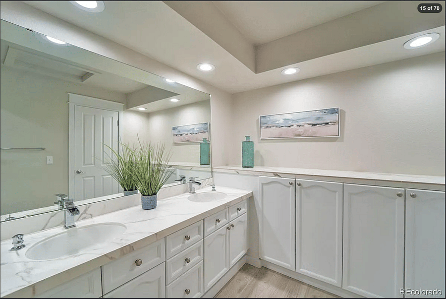 Upstairs 3/4 bathroom