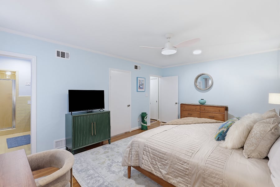 Furnished Finder property 1033747_1 photo 16