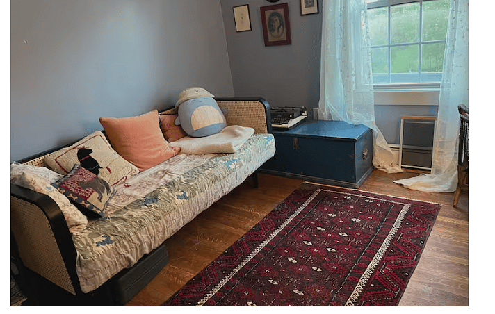 Upstairs 3rd Bedroom. Twin daybed and full wall mirror - doubles as dressing room.