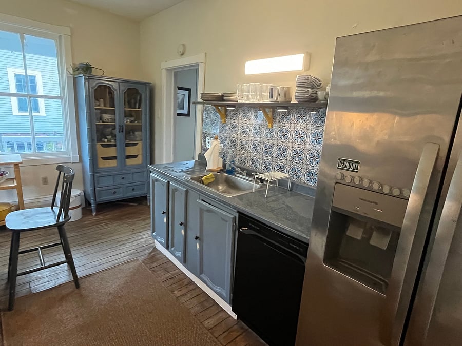 Furnished Finder property 1033753_1 photo 28