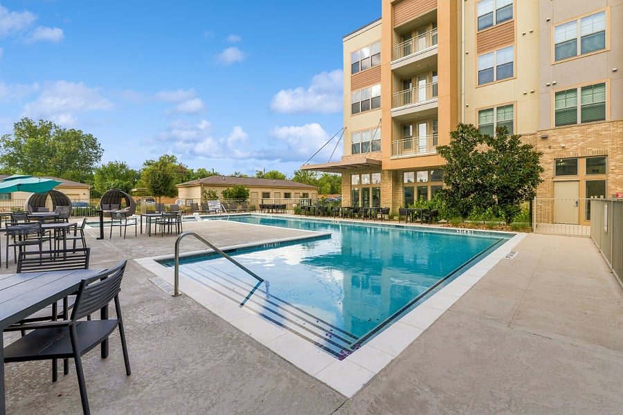 Furnished Finder property 1033754_1 photo 14