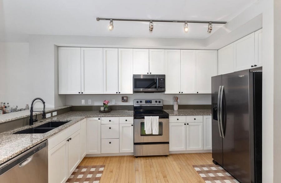 Furnished Finder property 1033758_1 photo 3