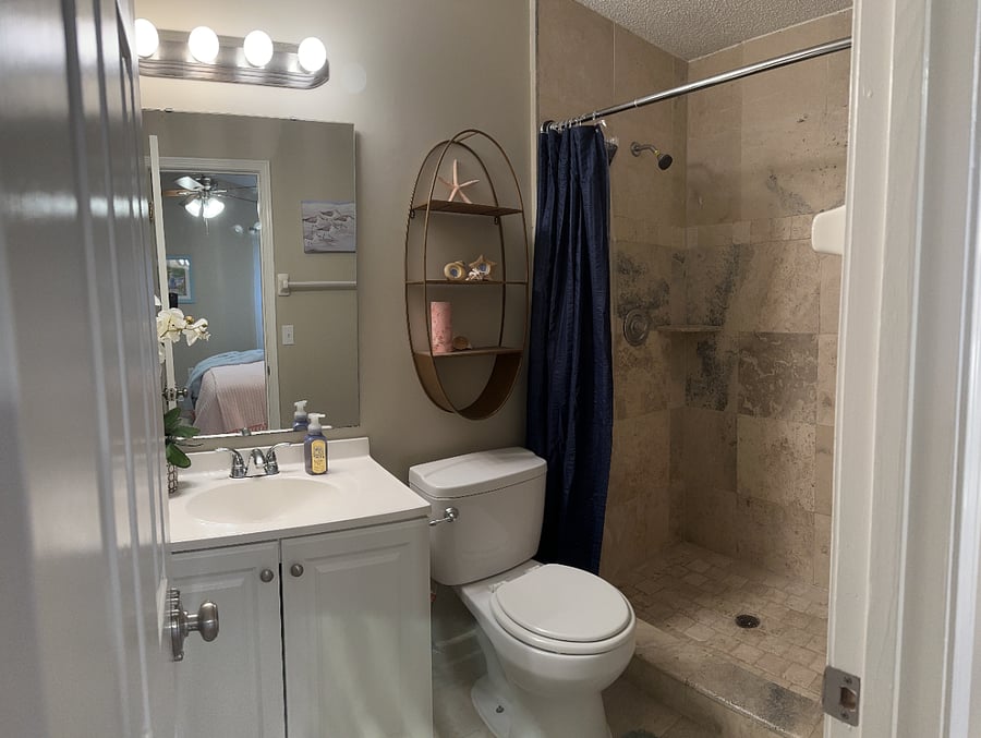 Furnished Finder property 1033770_1 photo 12