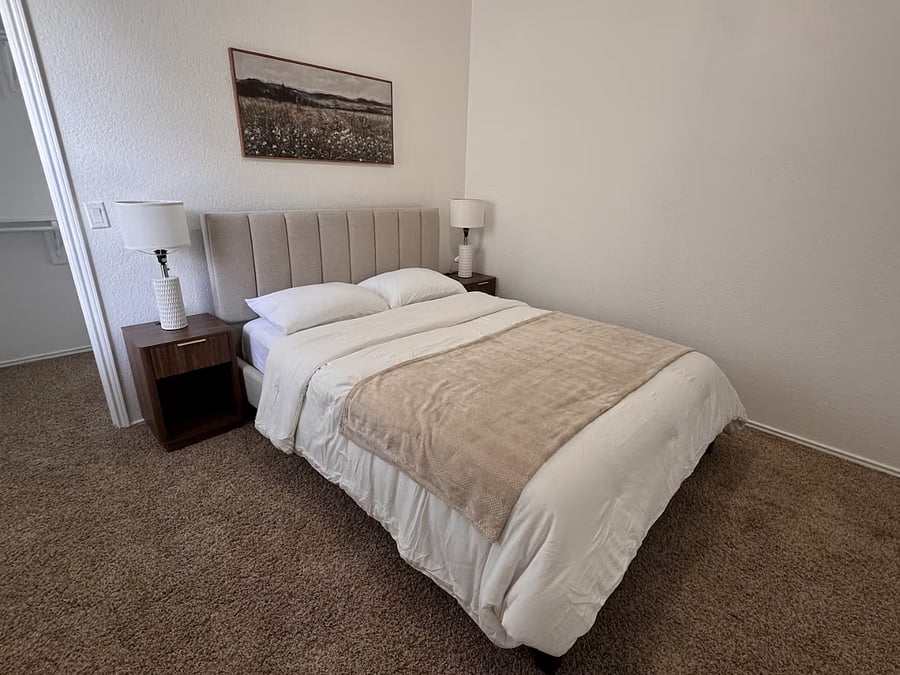Furnished Finder property 1033775_1 photo 25