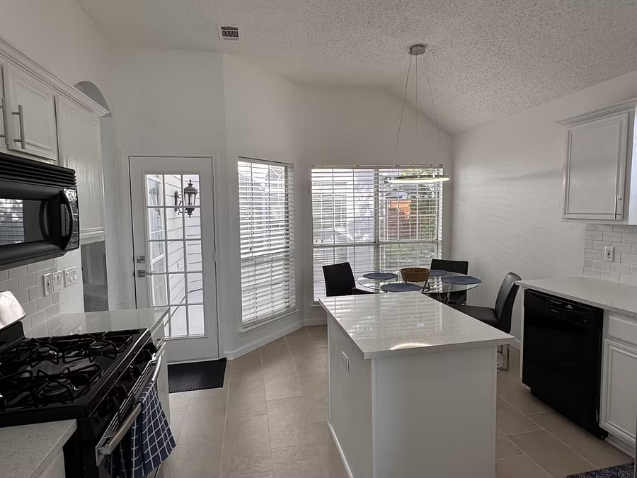 Furnished Finder property 1033775_1 photo 34