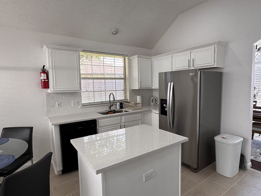 Furnished Finder property 1033775_1 photo 36