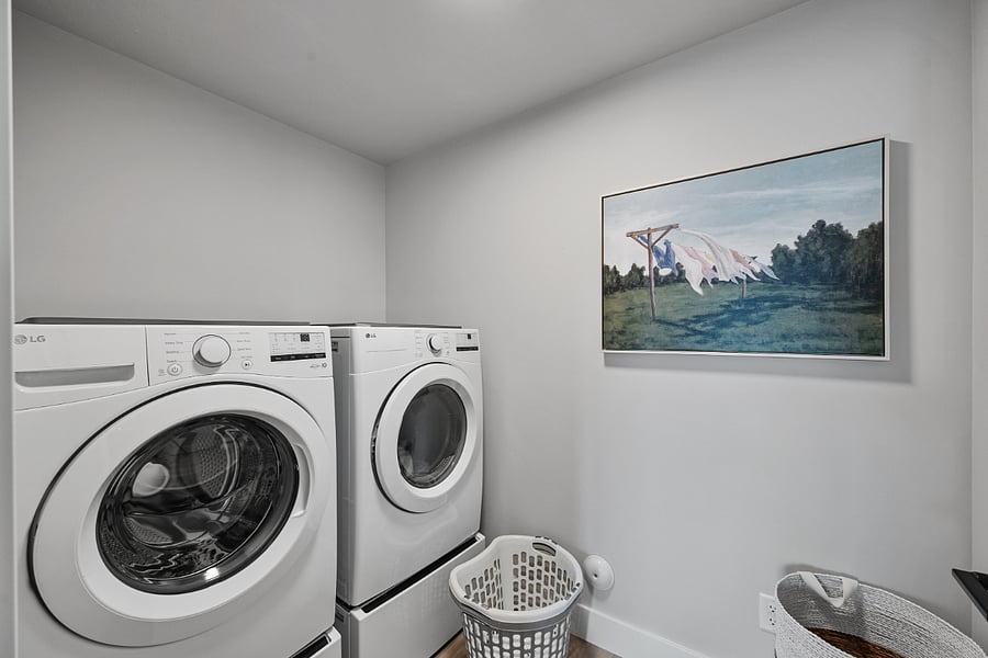 Furnished Finder property 1033778_1 photo 40