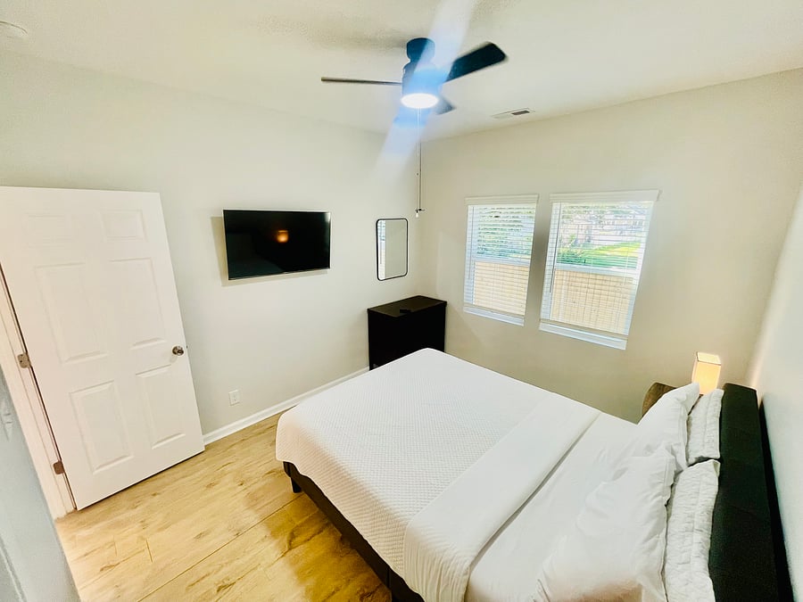 Furnished Finder property 1033796_1 photo 8