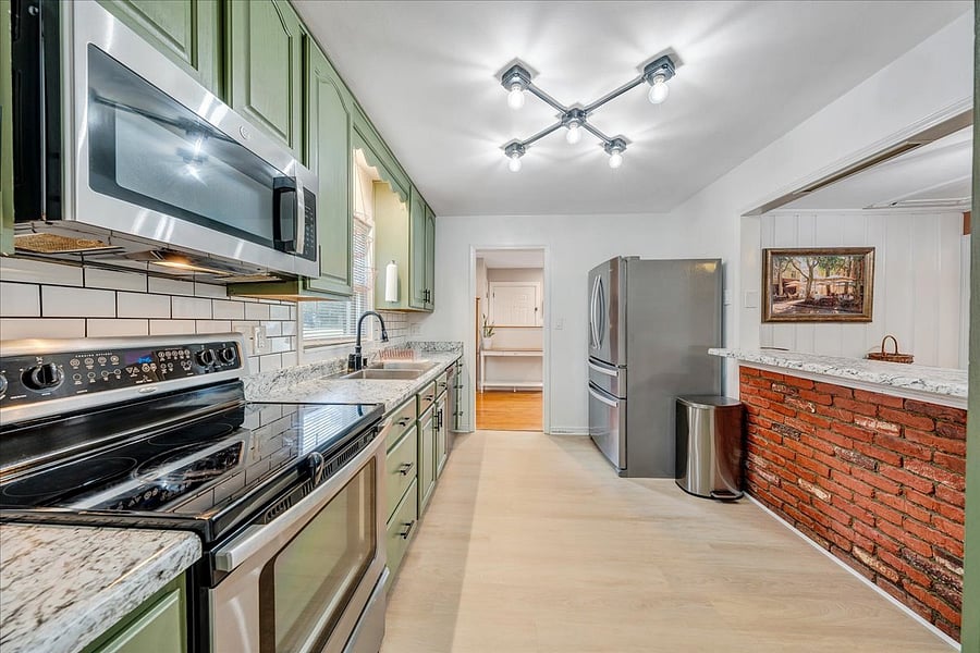 Furnished Finder property 1033799_1 photo 10