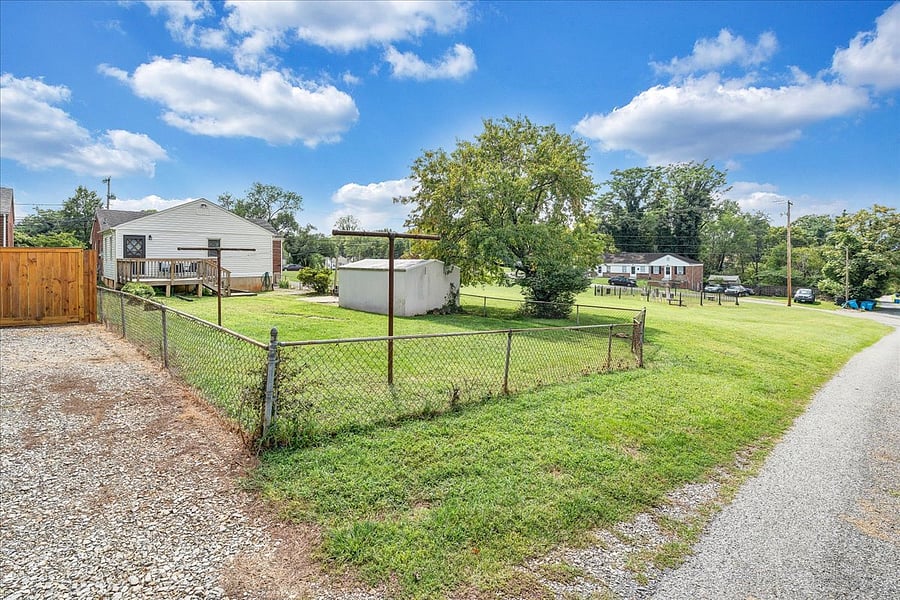 Furnished Finder property 1033799_1 photo 30