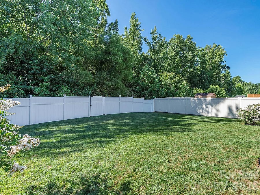 Furnished Finder property 1033806_1 photo 8