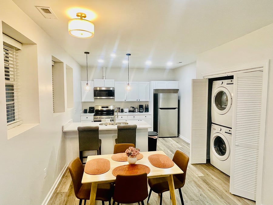 Furnished Finder property 1033810_1 photo 1