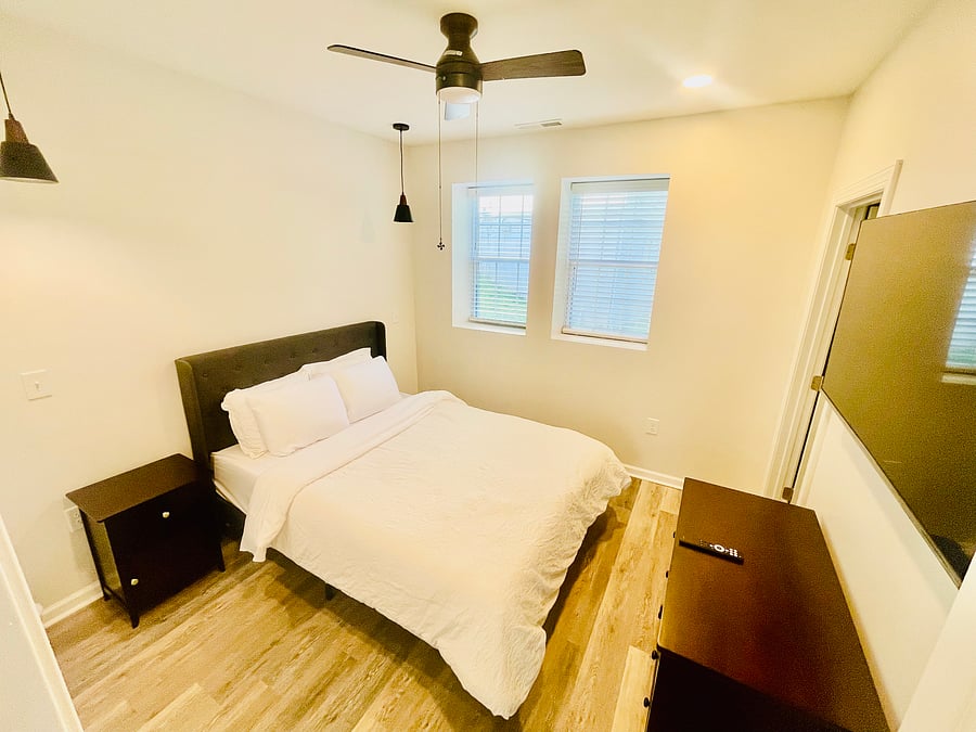 Furnished Finder property 1033823_1 photo 2