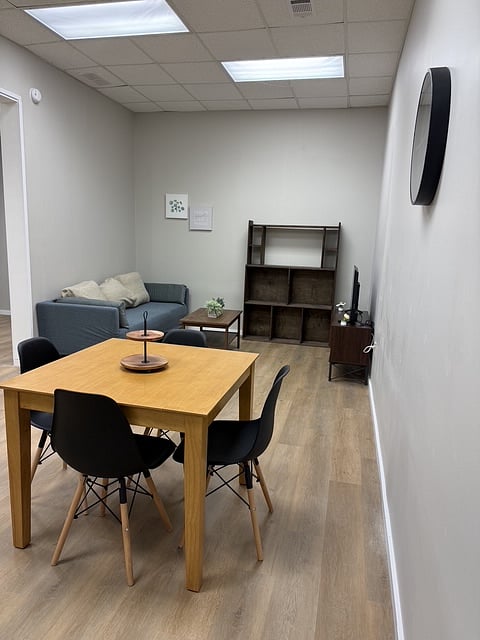Furnished Finder property 1033833_1 photo 4