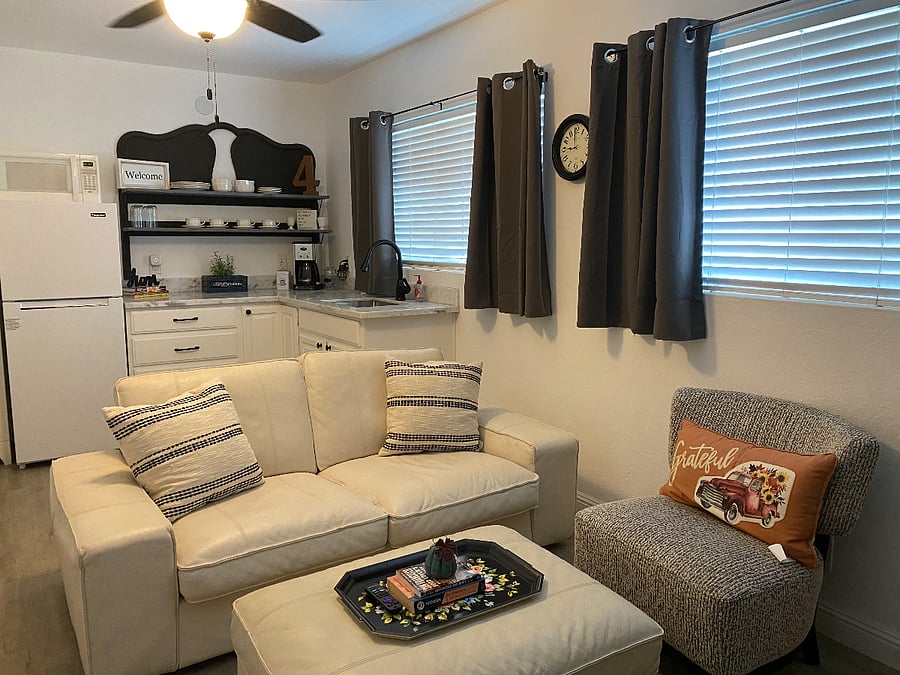 Furnished Finder property 1033839_1 photo 1