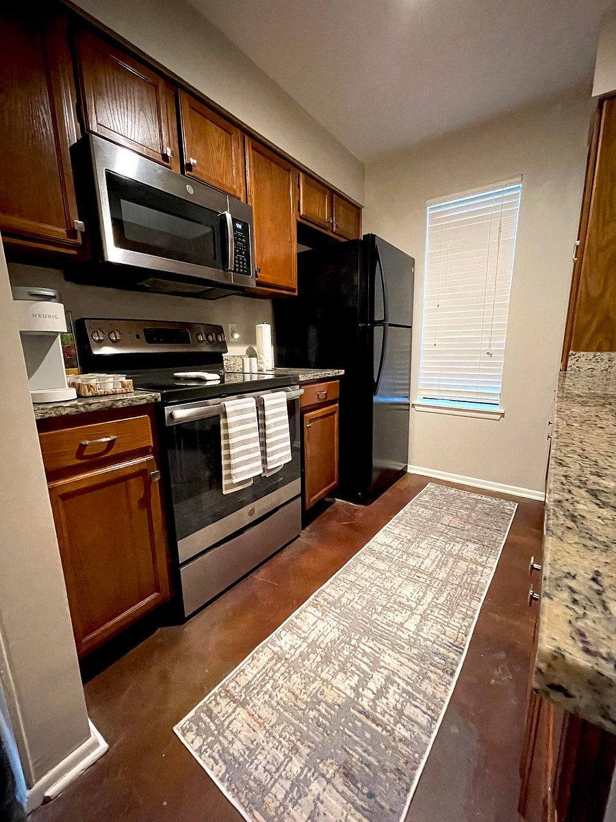 Furnished Finder property 1033868_1 photo 12