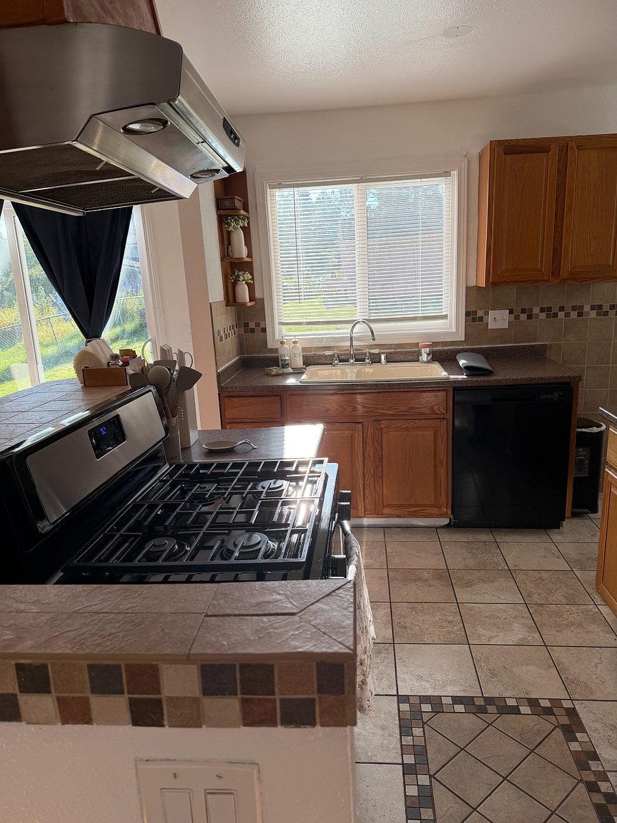 Furnished Finder property 1033871_1 photo 12