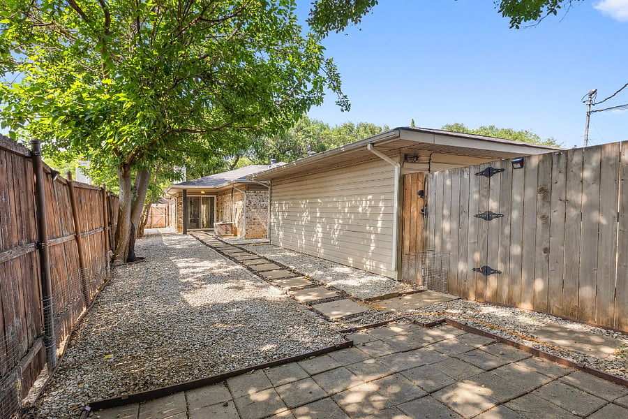 Furnished Finder property 1033877_1 photo 26
