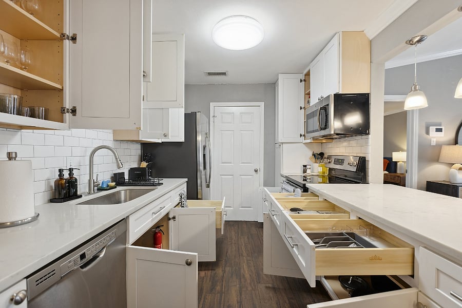 Furnished Finder property 1033877_1 photo 12