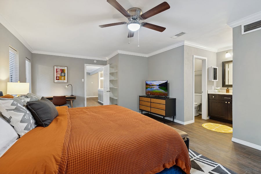 Furnished Finder property 1033877_1 photo 15