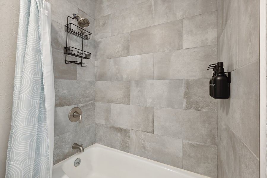 Furnished Finder property 1033877_1 photo 25