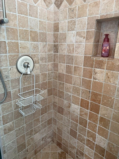 Furnished Finder property 1033890_1 photo 3