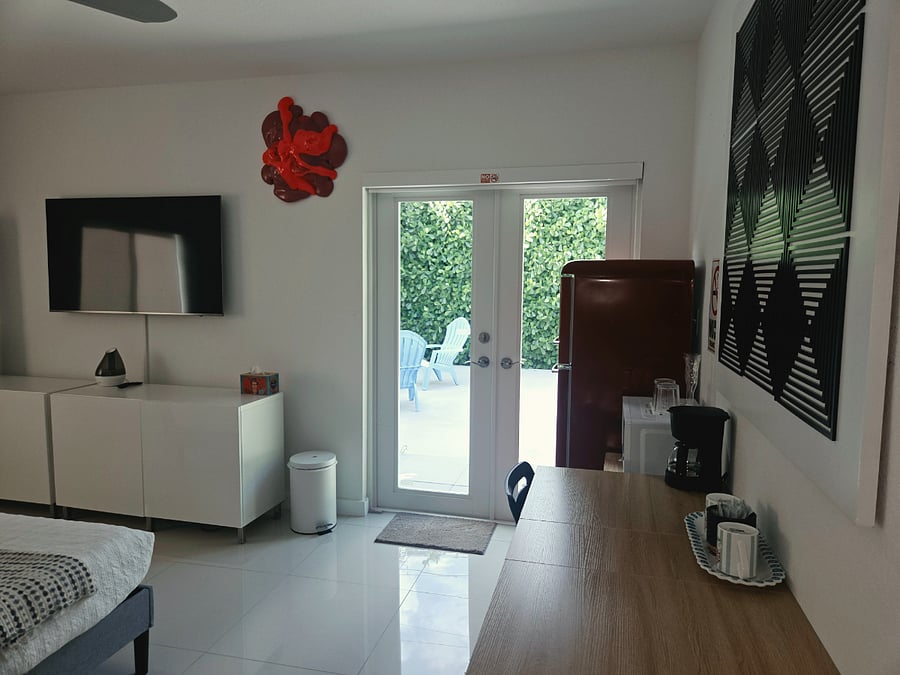 Furnished Finder property 1033911_1 photo 4