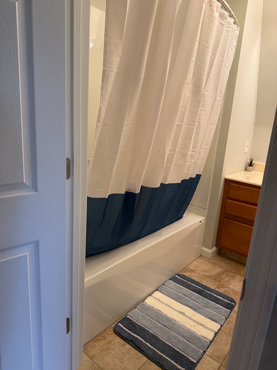 Furnished Finder property 1033914_1 photo 13