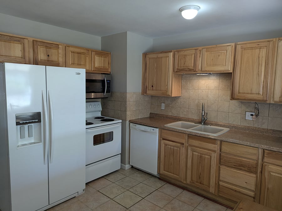 Furnished Finder property 1033915_1 photo 3