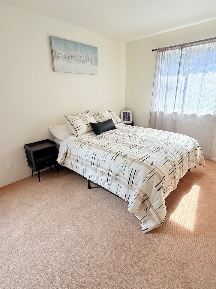 Furnished Finder property 1033923_1 photo 12