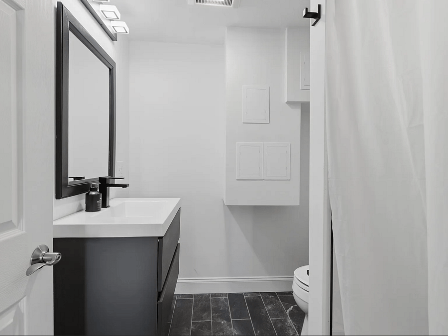 Downstairs bathroom