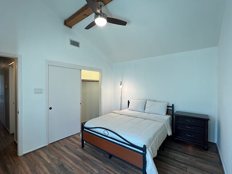 Furnished Finder property 1033942_1 photo 11