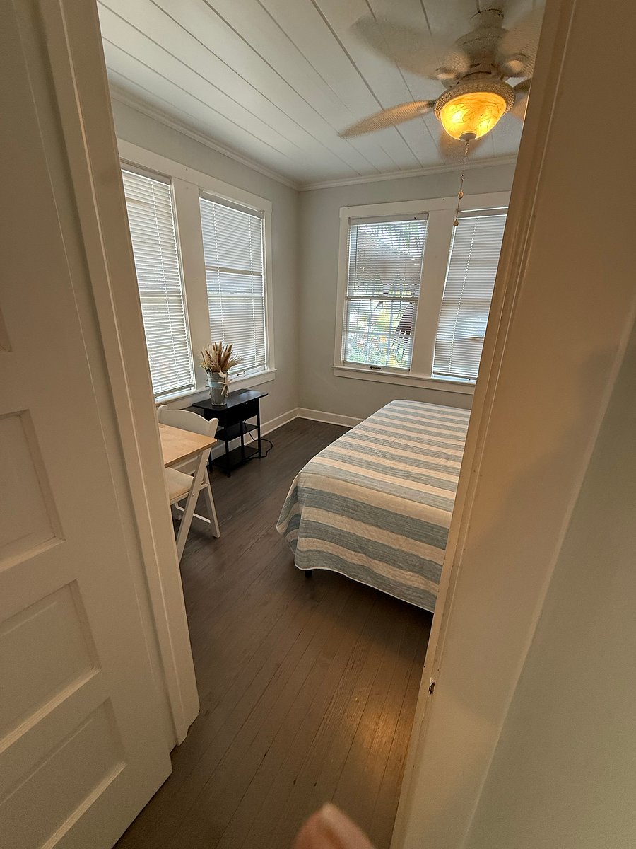 Furnished Finder property 1033966_1 photo 12