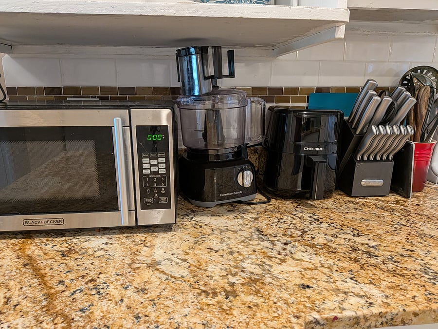 Fully equipped kitchen