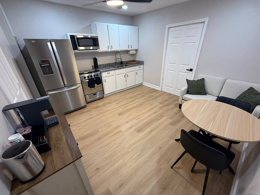 Furnished Finder property 1033999_1 photo 3