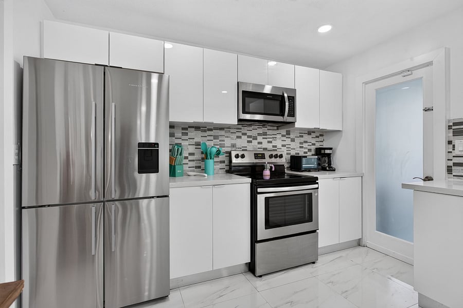 Furnished Finder property 1034001_1 photo 9